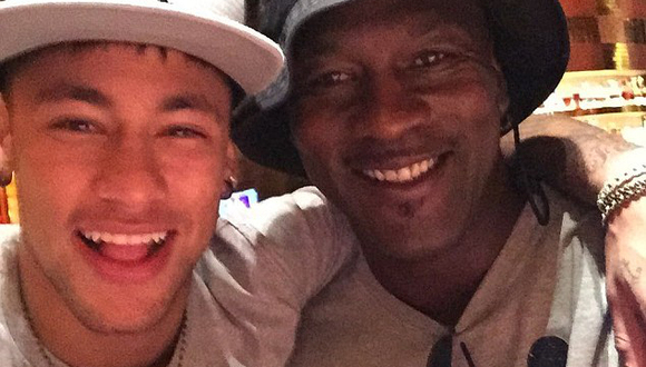 内马尔在拉斯维加斯遇上迈克尔·乔丹 第一反