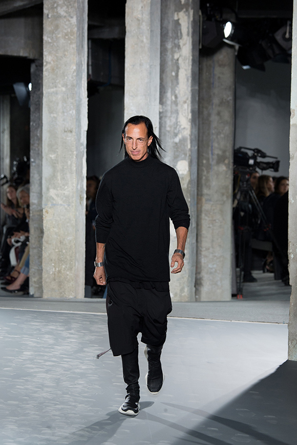 【巴黎时装周】靠秀场布置出位已经不够了,rick owens