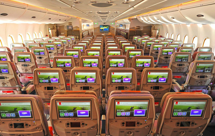 阿联酋航空取消了空客a380宽敞的头等舱,并减少了18个商务舱卧椅座位