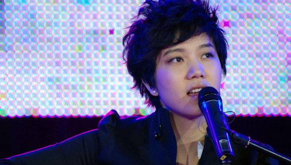 李霄云:从选秀歌手到独立音乐人|界面新闻JMe