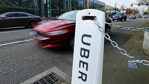 污染迫使墨西哥城禁止40%车辆上路 Uber涨价