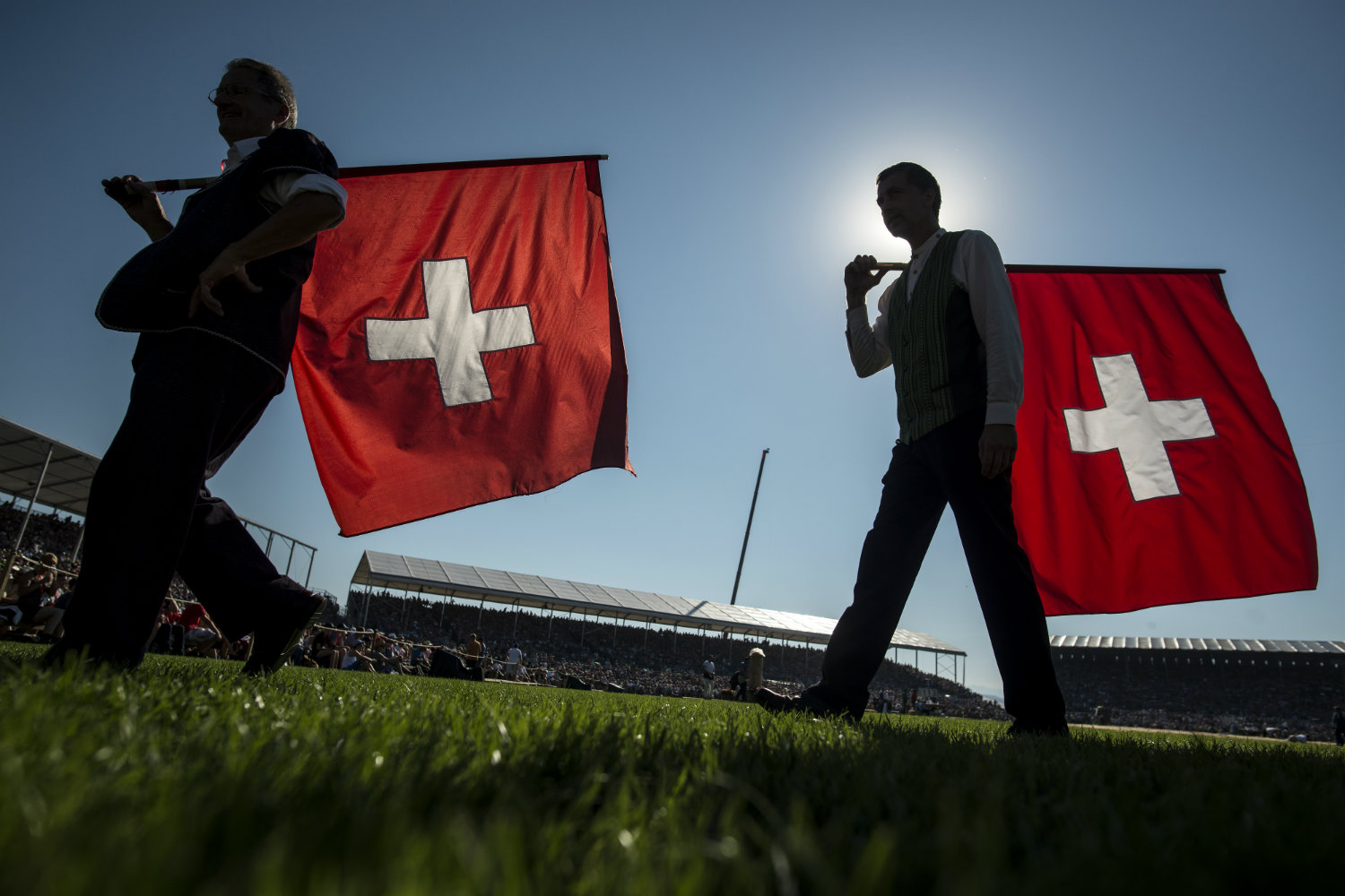 入籍难的瑞士 破天荒 放宽条件:第三代移民自动
