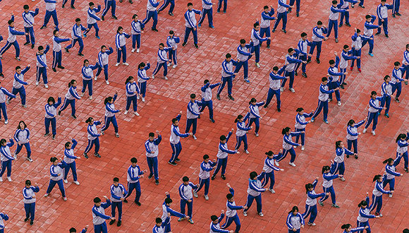 中国提出2020年普及高中阶段教育 毛入学率达