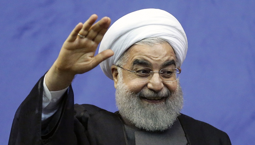 鲁哈尼以压倒性优势赢得伊朗总统大选 