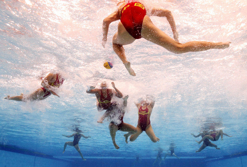 布达佩斯世锦赛:外媒镜头下的中国梦之队|界面新闻 · 图片