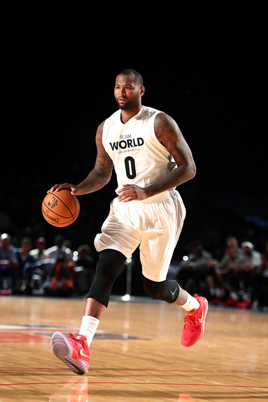 从球星交易说起 今年的NBA休赛期上演狂热一