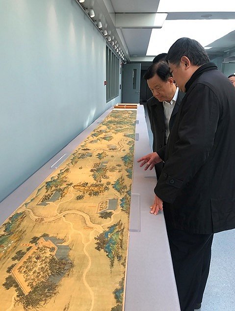 世茂集团斥资1.33亿捐赠故宫《丝路山水地图》