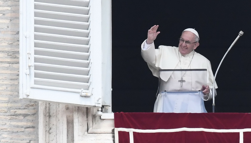 教皇被曝首次對同性戀群體表態：“你生來如此”