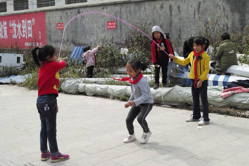 跳绳,中国孩子童年必玩项目.