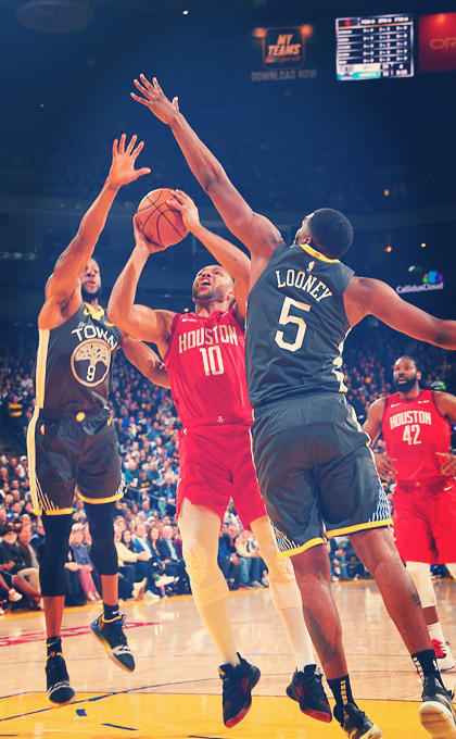 火箭队客场4分险胜勇士队,完成赛季三赢对手