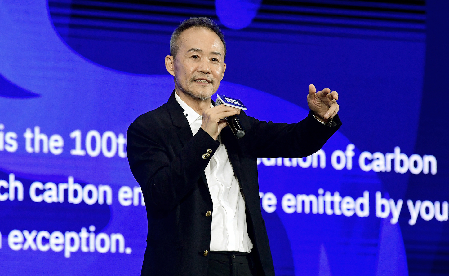 王石发声：正尝试和万科决策层建立联系，为其平稳过渡尽所能