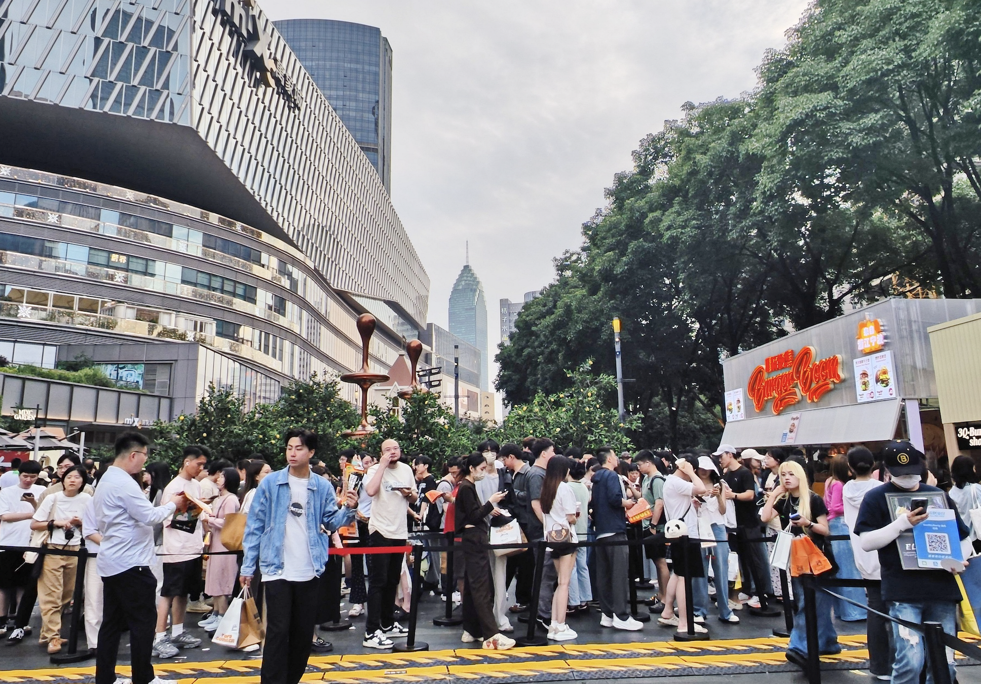 事关促消费，央行等六部门重磅发布19条支持举措