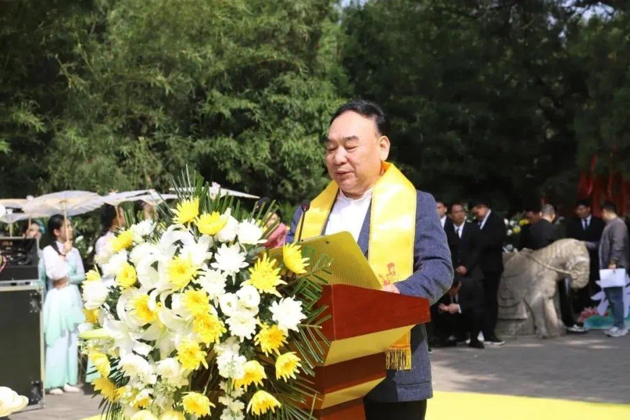 河南郏县“苏东坡文化”投资项目停滞陷争议，发起人“外籍院士”是何身份？|界面新闻 · 中国