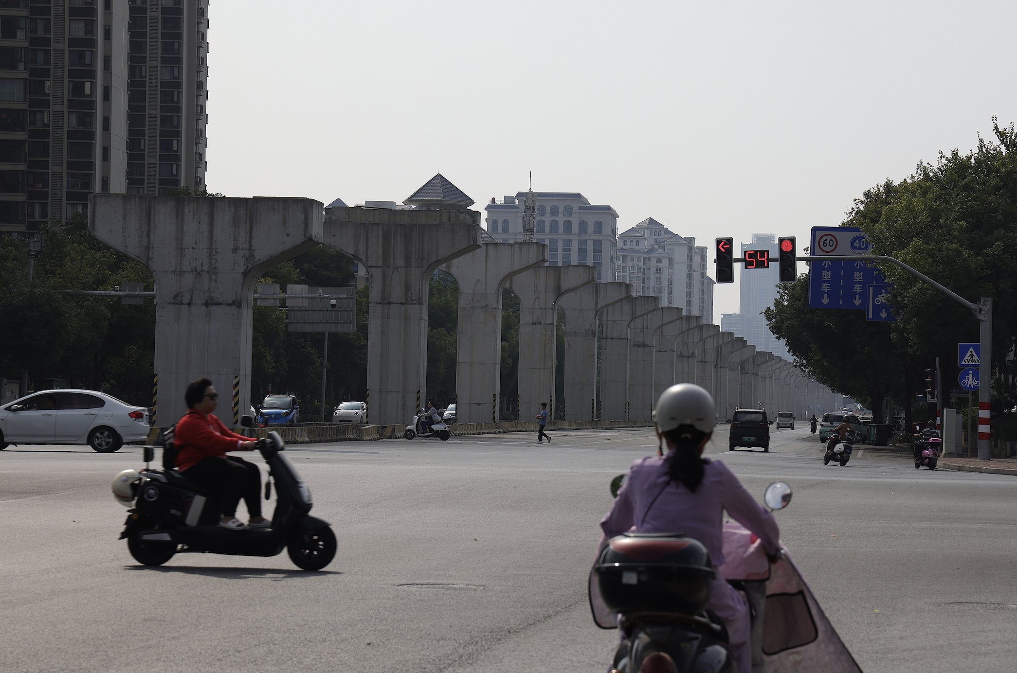 柳州开会学习轻轨反面典型案例，市委书记：教训极其深刻