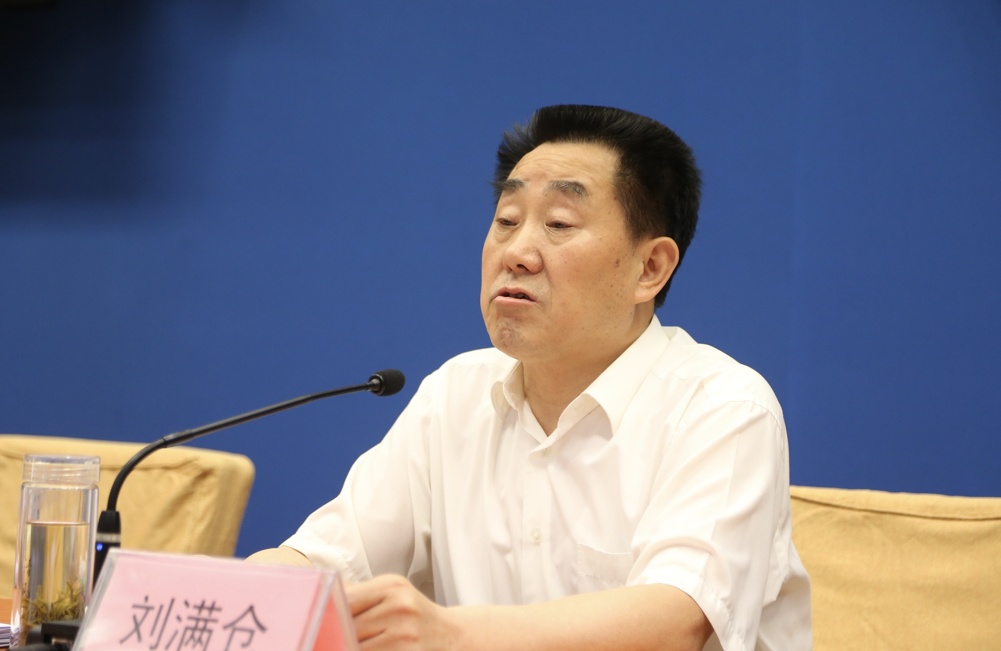 非法收受巨额财物，副部级“老虎”刘满仓被提起公诉