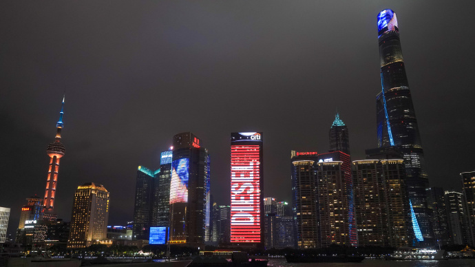 利郎LESS IS MORE联合设计师周翔宇推出合作系列,Diesel庆祝进入中国二十周年|是日美好事物