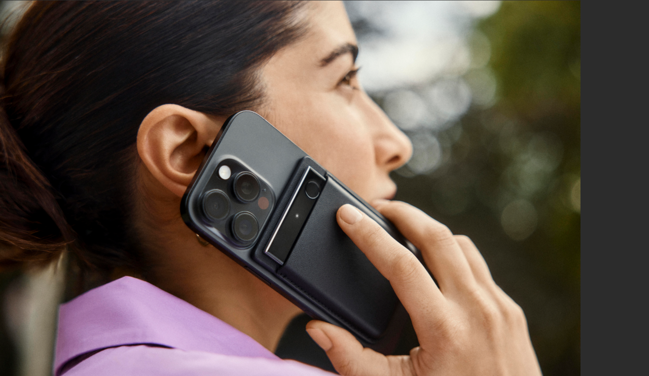 一年狂卖十几亿人民币,这家深圳南山公司成了AI硬件黑马