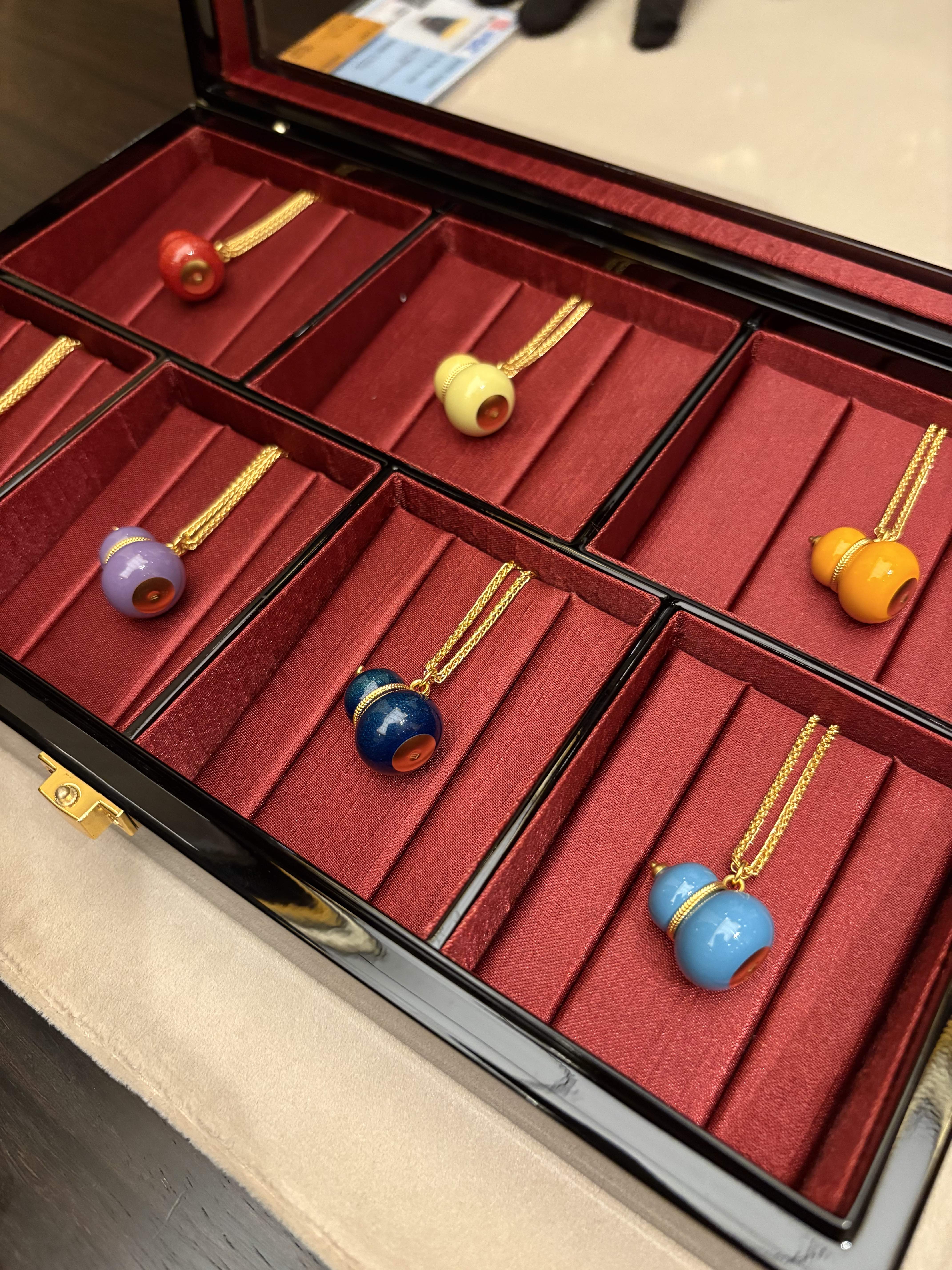 被金价牵着走的老铺黄金,还远远不是一个奢侈品牌 被金价牵着走的老铺黄金,还远远不是一个奢侈品牌