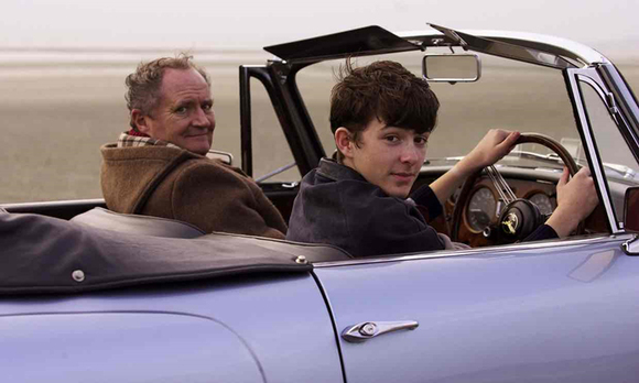 10部关于父亲的文学佳作|界面新闻文化