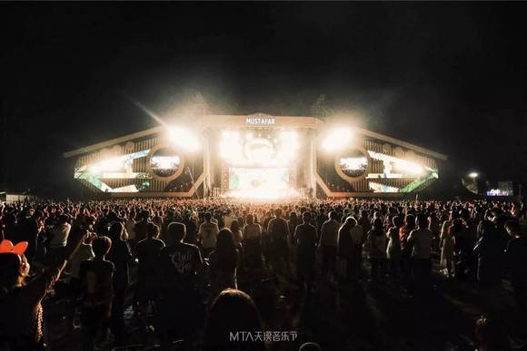 从“尴尬”到“火爆”,MTA天漠音乐节的进步