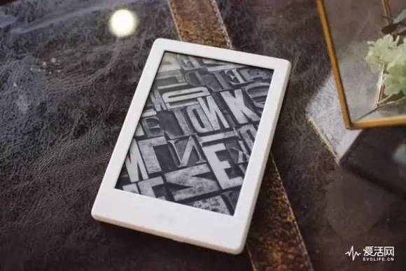 Kindle X 咪咕,看网文的正确姿势?|界面新闻 ·
