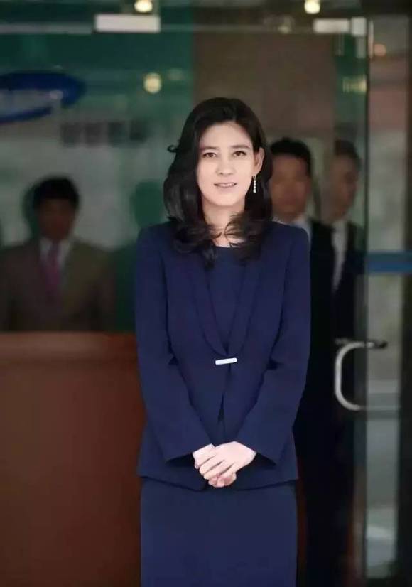 86亿摆脱渣男,三星唯一女总裁李富真能否撑起商业帝国