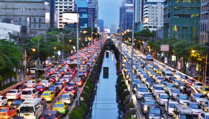 上海地段鄙视链:越拥堵的地方房价越高|界面新闻