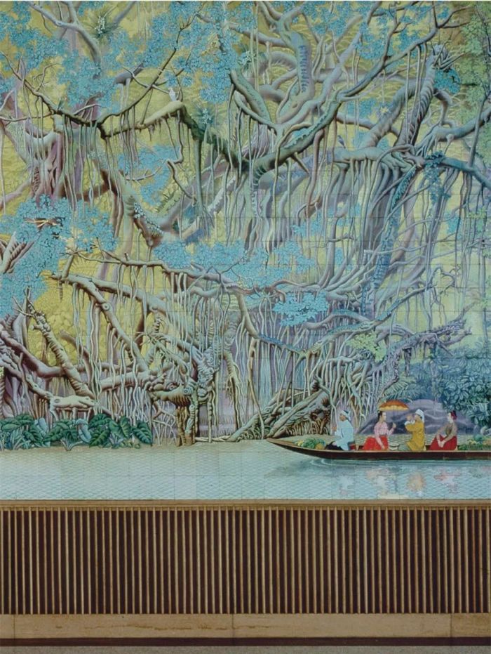 祝先生为首都机场创作的壁画《森林之歌》也是中国壁画艺术的里程碑