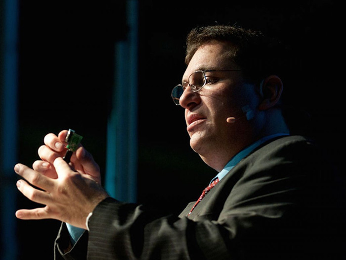 凯文61米特尼克(kevin mitnick)  米特尼克身上有太多标签:第一个因