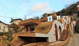 由于平地有限，日本人把住宅建在了山上