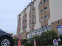 40人中国旅行团在巴黎遭抢劫，是不是又将重挫巴黎的时尚和奢侈品销售？