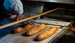 意大利披萨制作手艺成世界遗产后 法国长棍面包师傅也坐不住了