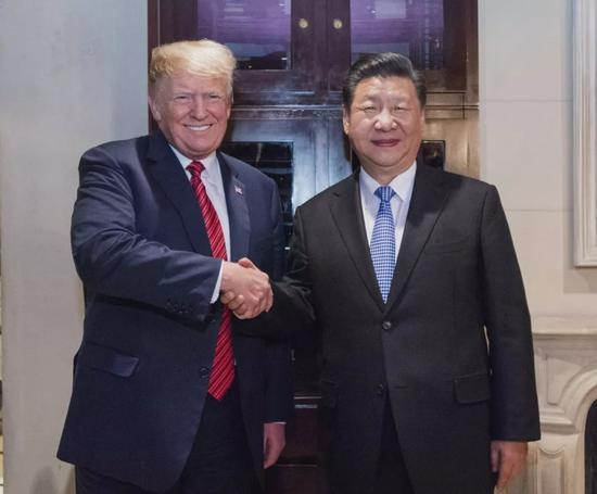 这是两位领导人自去年11月北京会晤以来的再次聚会，全球高度关注。