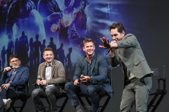 【文娱早报】《复联4》中国首映钢铁侠缺席