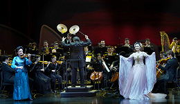 为纪念小提琴协奏曲《梁祝》首演60周年，音乐剧场《真爱·梁祝》拉开大幕
