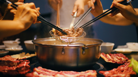 【特写】深圳从来不缺风口，牛肉火锅也能挤爆这座城