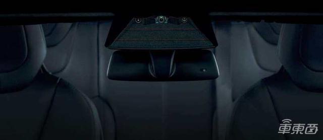 特斯拉挑战北京雨天:被五个红绿灯整傻眼了?