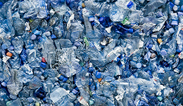 工业之美|将废弃塑料瓶制成衣服，这家公司一年可消耗40亿个回收瓶