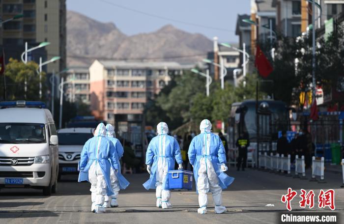 草原都市呼和浩特战疫记：民众做好防控，生活未受冲击