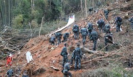 東航墜機事故基本確定主要撞擊點