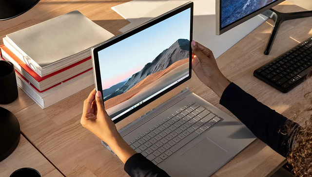 Surface Book能做“艺术品”，做不了“畅销品” | 界面· 财经号