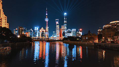 上海城市用水“保供战”：全封闭生产，连夜堵漏
