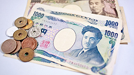 日本央行坚持特立独行，维持超低利率目标不变