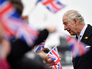 【影像档案】73岁的查尔斯，成为英国历史上最年长的国王