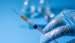 新冠疫苗“加强针”第二剂次来了，60岁以上老年人等先接种