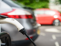 调研早知道| 新能源汽车及零部件板块利好频出，目前出海情况如何？