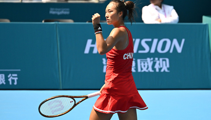 郑钦文击败队友朱琳锁定奥运资格，中国队实现网球女单亚运五连冠