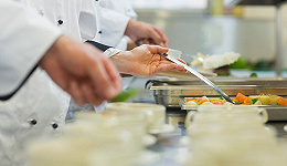 【独家】华北理工食堂疑似吃出鼠头，餐饮公司回应：食材由校方提供