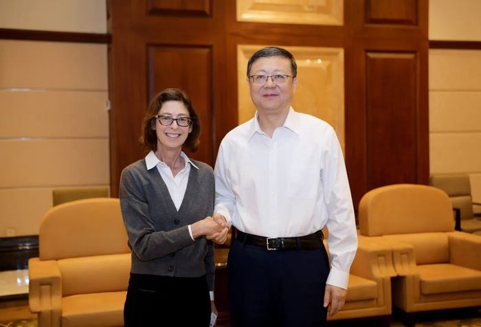 富达全球科技_全球十大科技富豪美国_全球科技发达国家