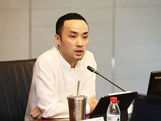 專訪立白科技集團董事長陳澤濱：像職業經理人一樣接棒